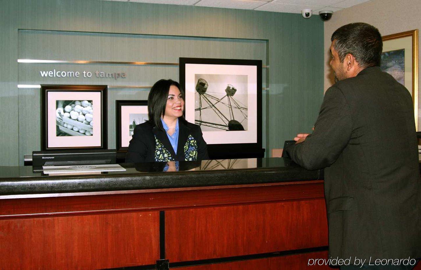 Hampton Inn & Suites Tampa-North Beltér fotó
